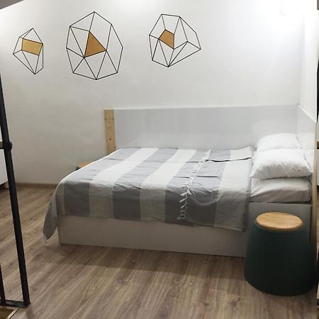 יירבאן Apartment 2 Floors מראה חיצוני תמונה